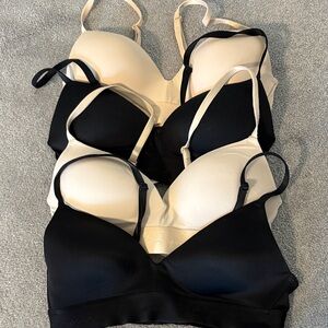 PINK Victoria's Secret Black & Cream Seamless T-Shirt Bra Set of 4